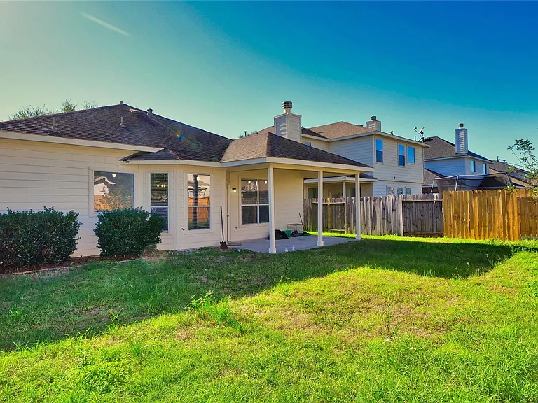 25206 Bright Hollow Ln — Photo 18