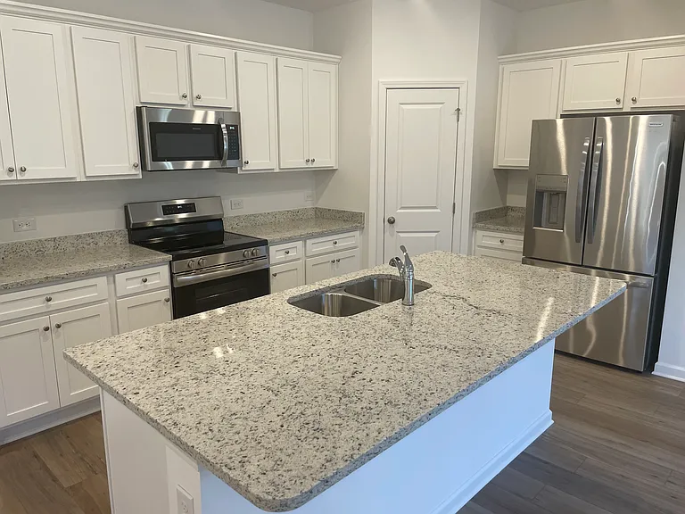 966 Evergreen Rd — Photo 12