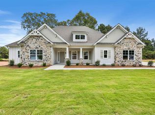 175 Wet Stone Rd #207, Senoia, GA 30276