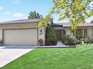 810 N Eagle Hills Way, Eagle, ID 83616