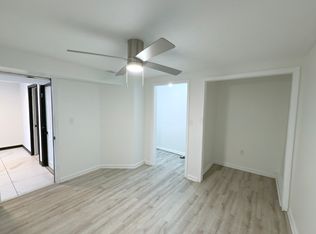 4509 E 10th St, Indianapolis, IN