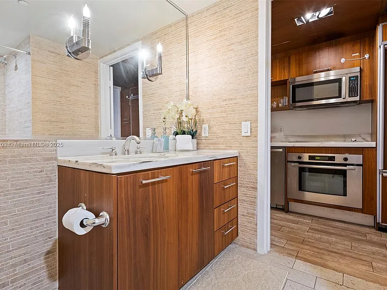 50 Biscayne Blvd #605 — Photo 17
