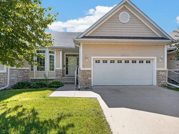 12202 Madison Ave, Urbandale, IA 50323