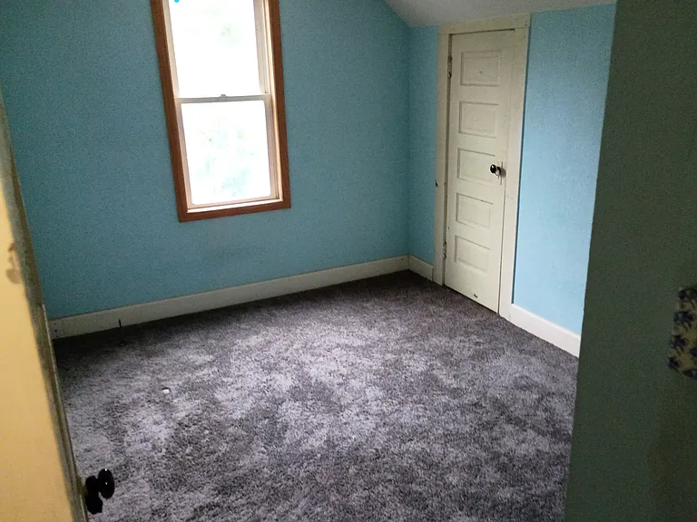 2061 N College St — Photo 3