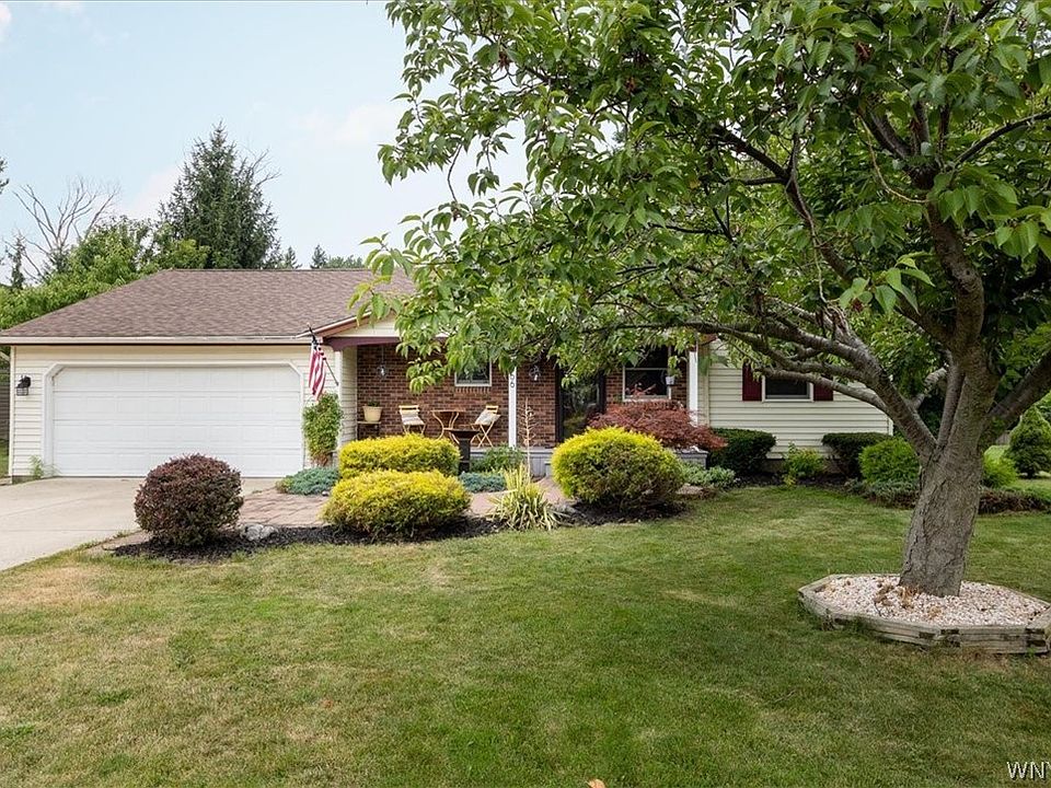 1st image of 5866 Lakecrest Dr