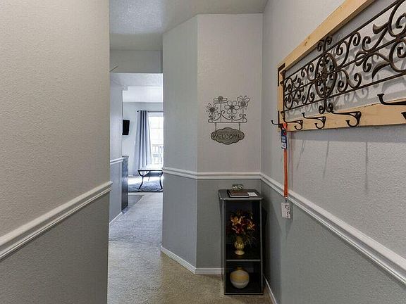 3rd image of 420 Fall Creek Dr APT 4