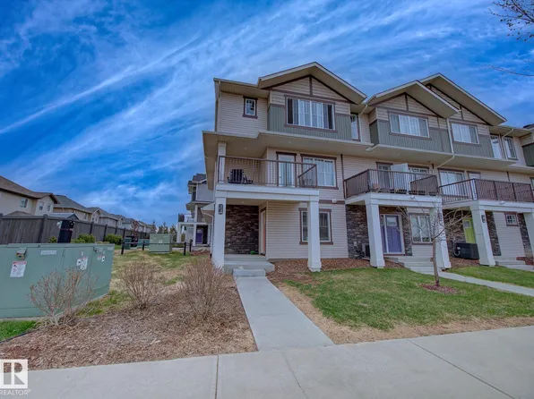 165 Cy Becker Blvd NW #11, Edmonton, AB T5Y 3R4