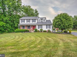 400 S Ridge Rd, Denver, PA 17517