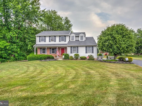 400 S Ridge Rd, Denver, PA 17517