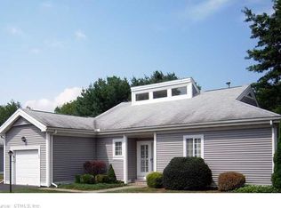 367 Main St, Old Saybrook, CT 06475