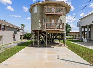 4058 Devon St, Bay Saint Louis, MS 39520