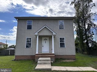 720 W 3rd St, Florence, NJ 08518