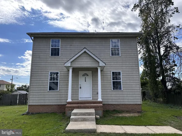 720 W 3rd St, Florence, NJ 08518