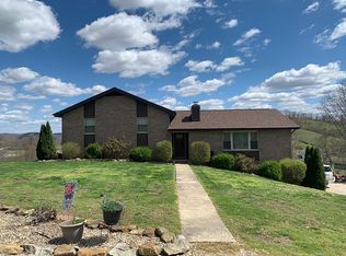 165 Windy Crk, Grayson, KY 41143