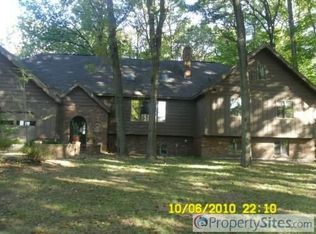 4749 Hanover Rd, Sawyer, MI 49125