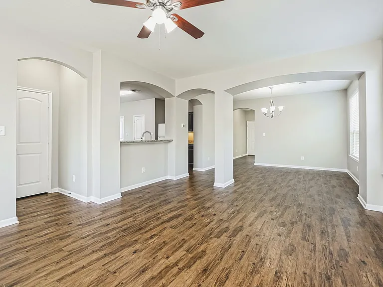1966 Briar Grove Dr — Photo 5