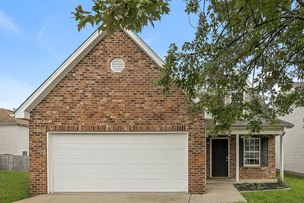 3 bed, 2.5 bath, 1535 sqft, $2,030 — Photo 1