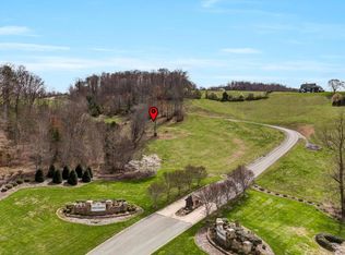 2 Smokey Quartz Blvd, New Tazewell, TN 37825