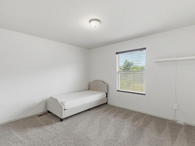 6650 Chandler Dr — Photo 14