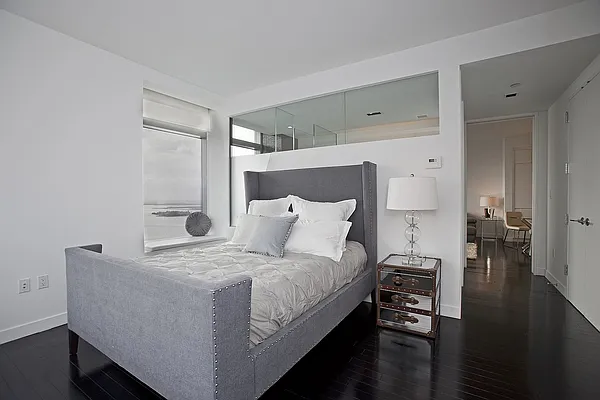 Sold by BLU Real Estate | media 6