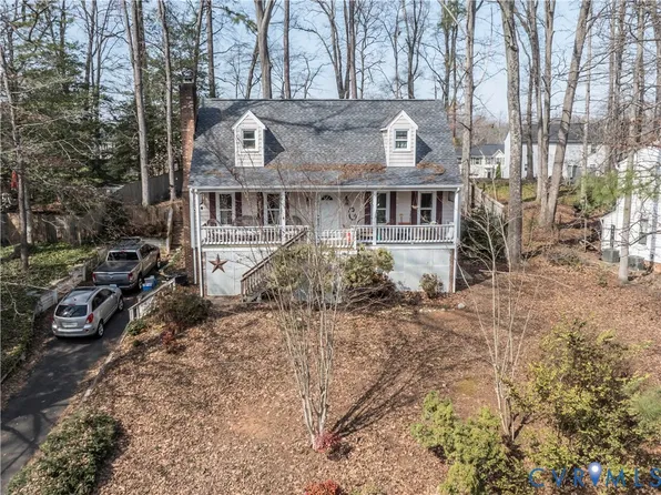 8236 Oxer Rd, North Chesterfield, VA 23235