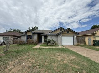 1208 N Oakmont Loop, Laredo, TX 78045