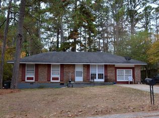 8194 Huntington Dr, Jonesboro, GA 30238