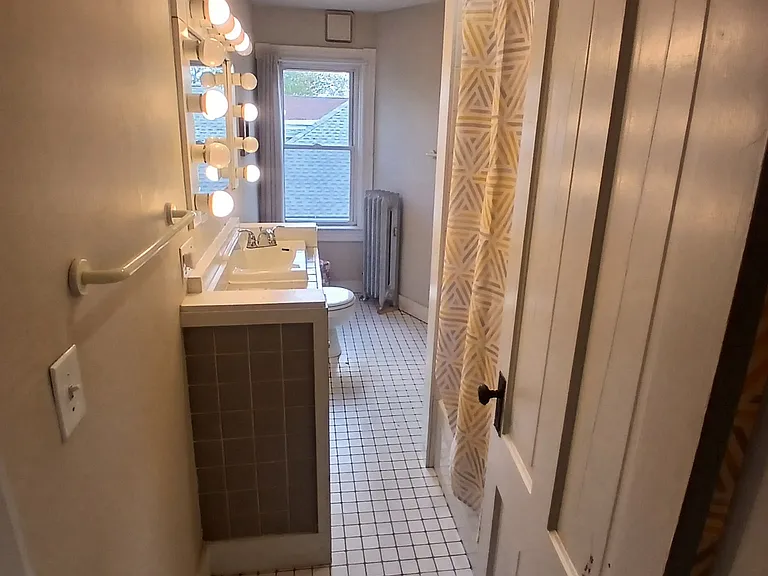 9 Brewster St #3 — Photo 12