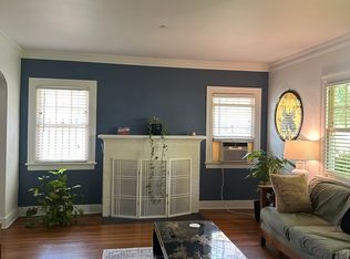 40 Arlington Dr, Pasadena, CA 91105