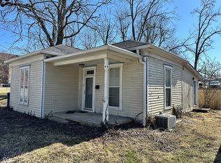 8 W Seminary St, Greencastle, IN 46135