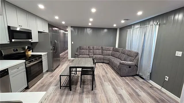 115 Apricot St #A — Photo 5