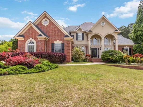 5 Whipporwill Dr, Oxford, GA 30054
