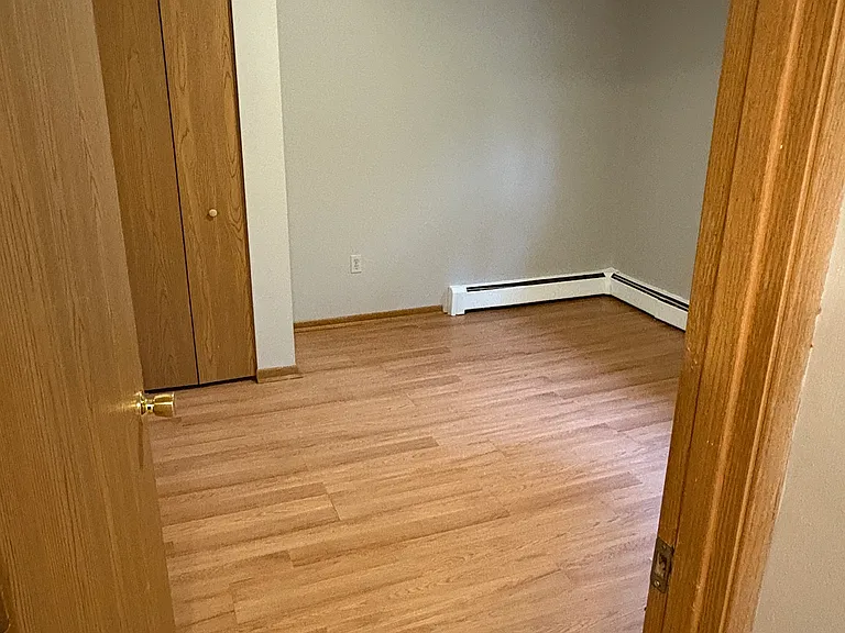 2114 Murray Ave — Photo 6