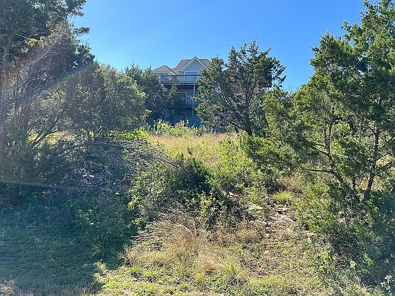 5th image of 651 Barbara Dr
