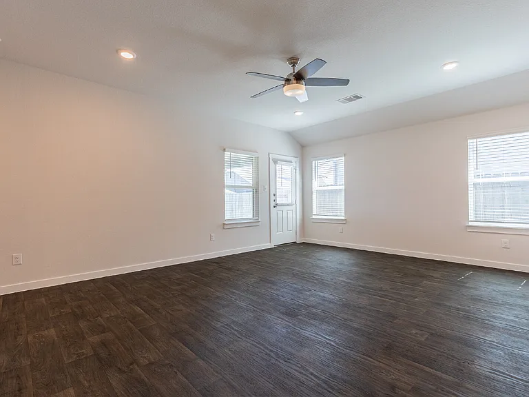 626 Jane Long Dr — Photo 18