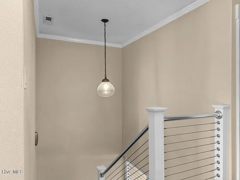 8711 Plantation Dr #302 — Photo 38