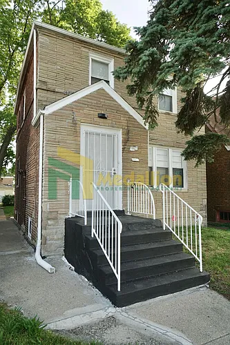 2048 W 82nd Pl Photo 1