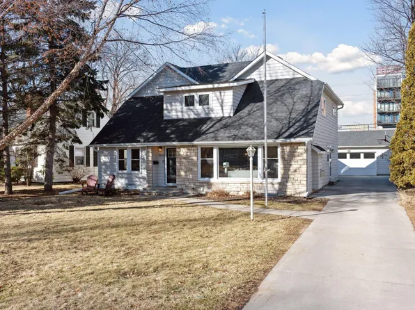 4910 Vallacher Ave, Saint Louis Park, MN 55416