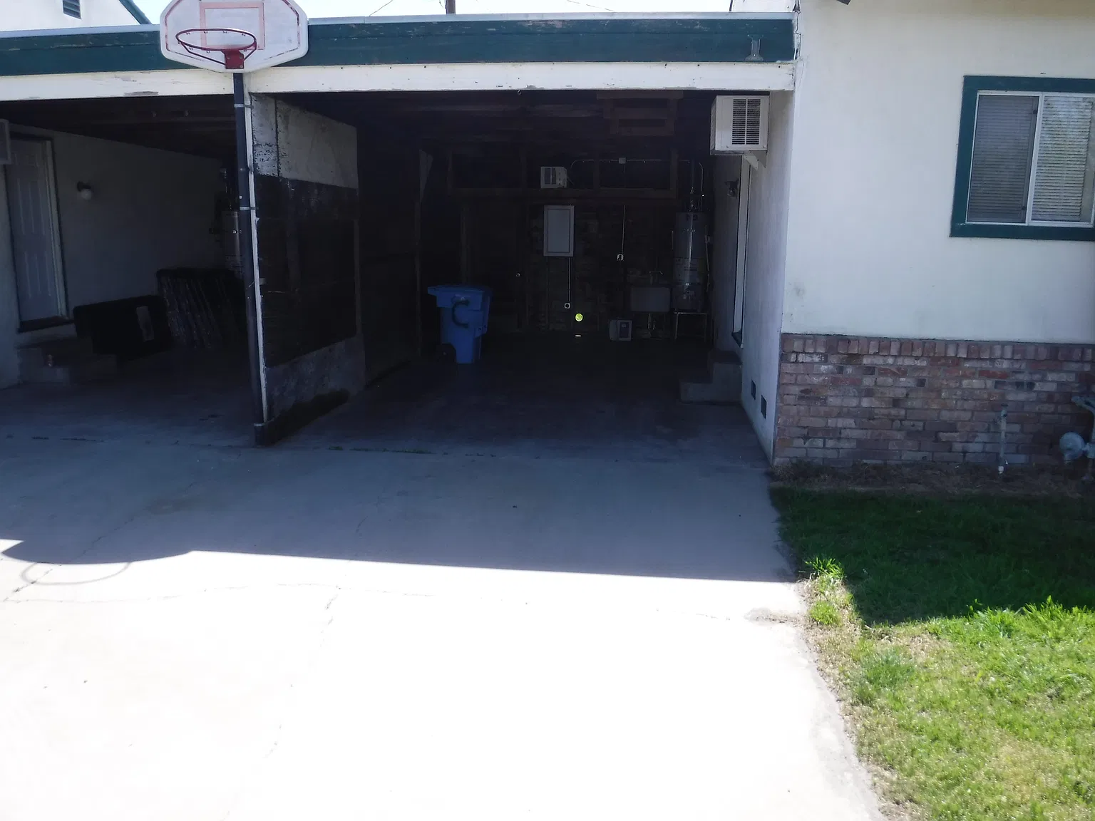 1126 El Margarita Road #A to #F - C — Photo 3