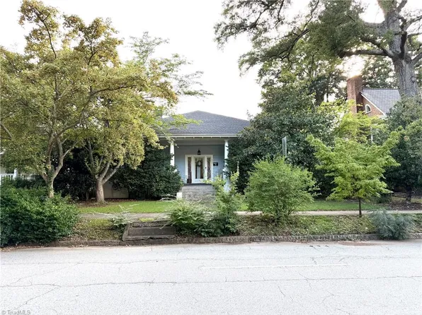 907 Johnson St, High Point, NC 27262