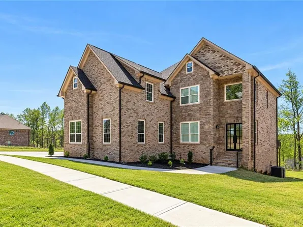 5618 Live Sage Dr, Atlanta, GA 30349