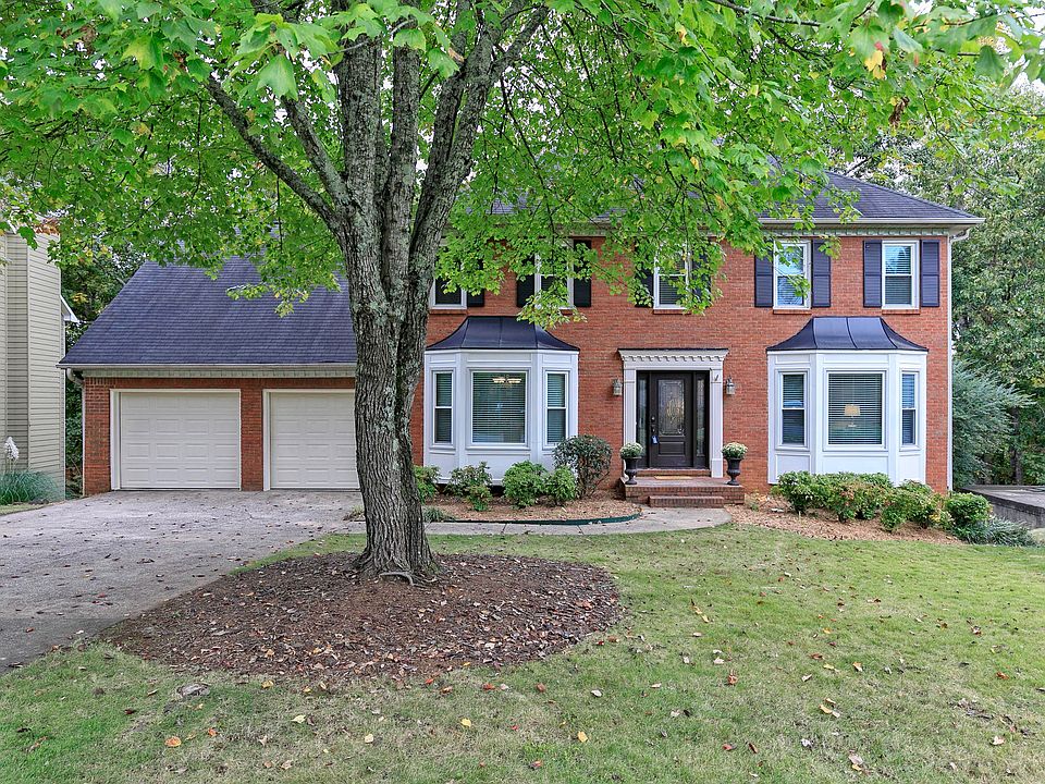 1st image of 4991 Willow Creek Dr