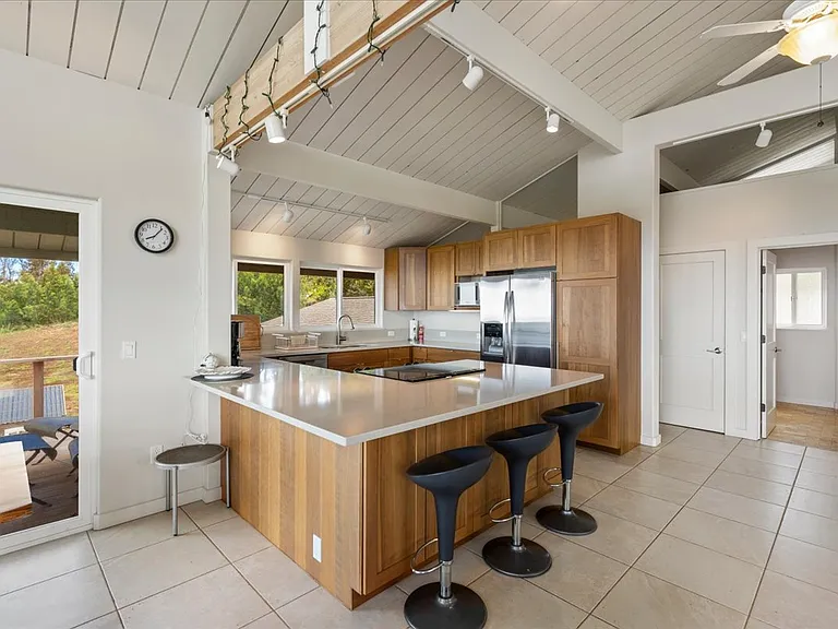 18505 Haleakala Hwy — Photo 9