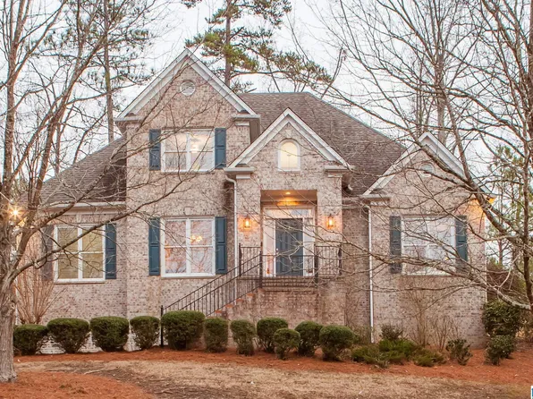 1029 Lake Colony Ln, Vestavia, AL 35242