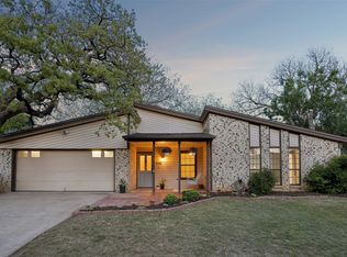 7716 Chasewood Dr, North Richland Hills, TX 76182