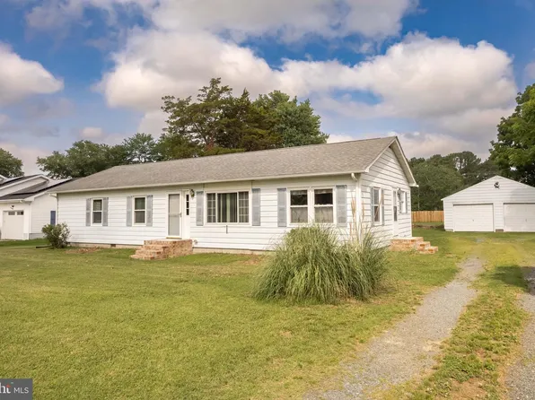 304 Calvin Dr, Salisbury, MD 21804