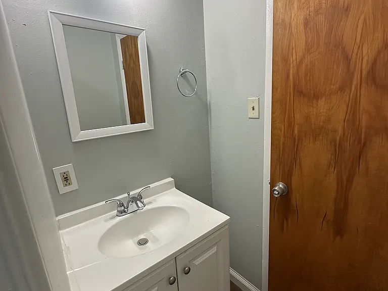 141 Madison Ave #1 — Photo 10