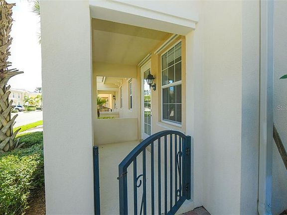 4th image of 1800 Burgos Dr