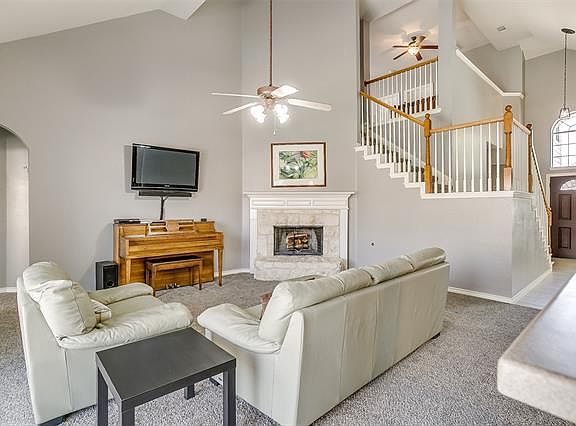 2nd image of 4924 Portview Dr