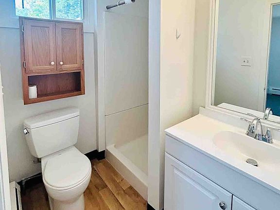 4th image of 14 Central St #3